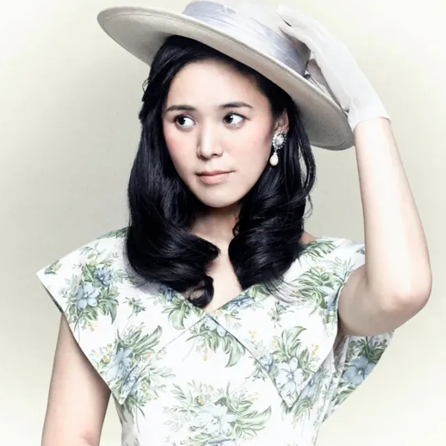 CD Musik Pop Aoi Teshima Hits  - Prop En Cosplay ulasan dan harga